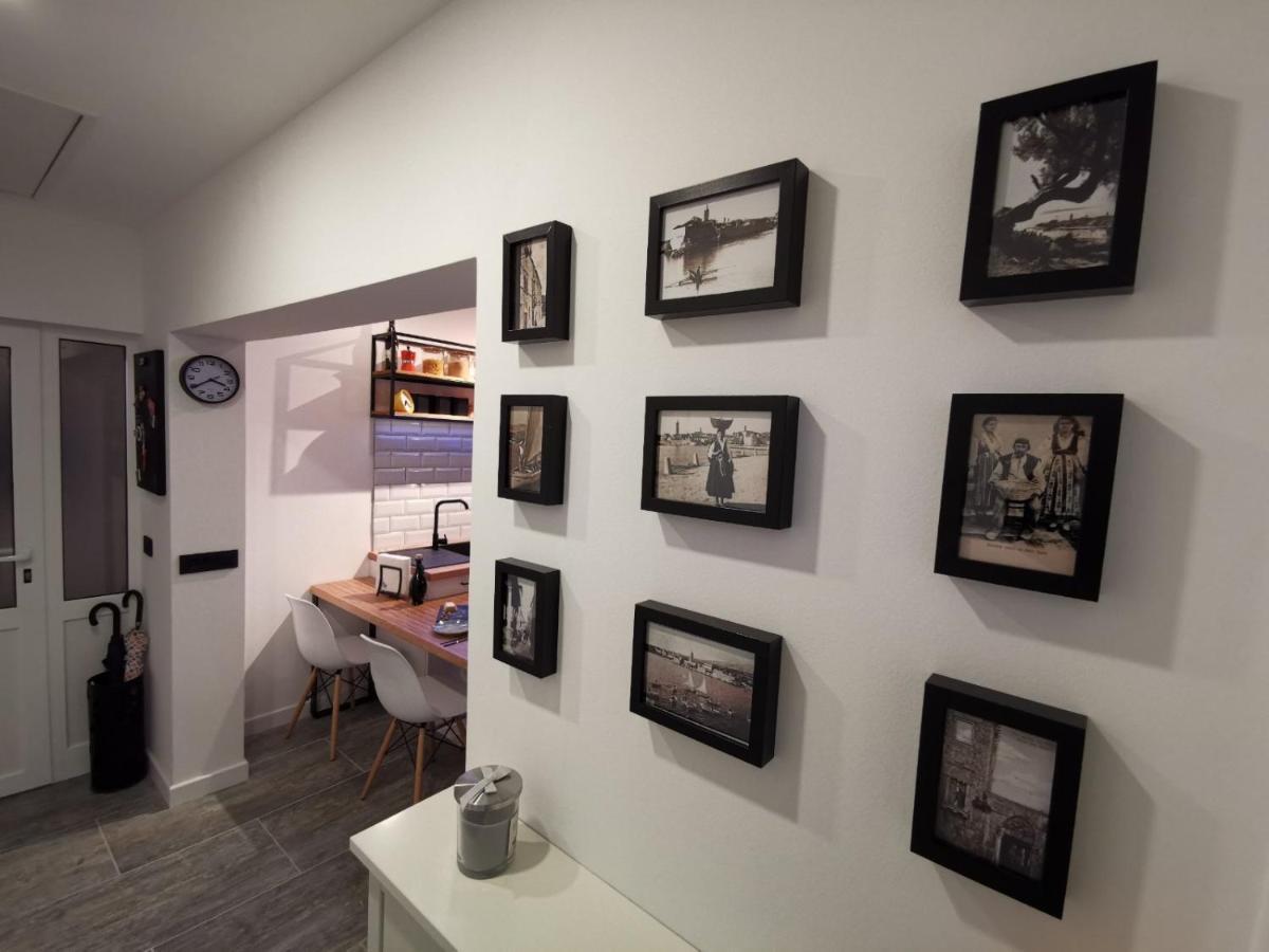 Novouredeni Apartman Marko Mundanije Exterior foto